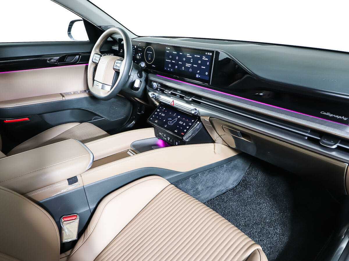 Hyundai Grandeur с пробегом — 2023 год. Фото: #8