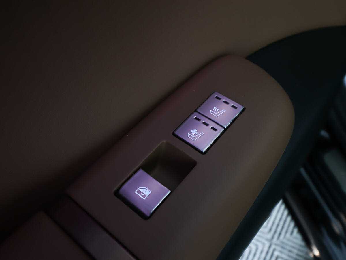 Hyundai Grandeur с пробегом — 2023 год. Фото: #17