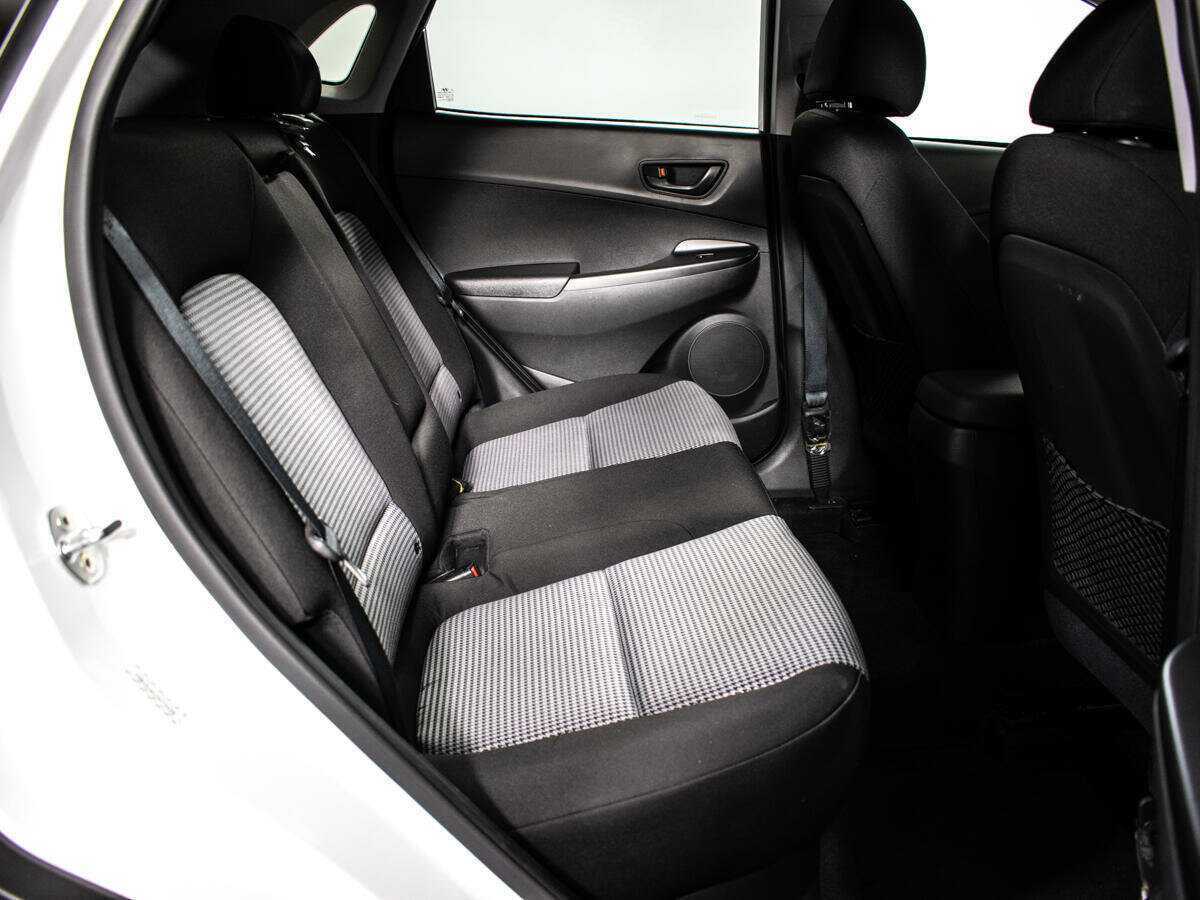 Hyundai Kona с пробегом — 2021 год. Фото: #9