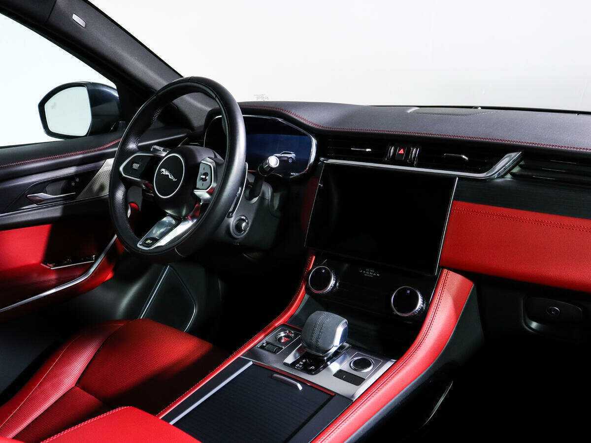 Jaguar F-Pace с пробегом — 2021 год. Фото: #6