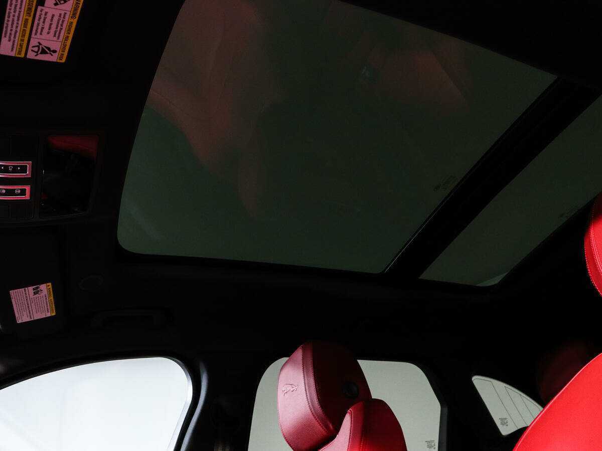 Jaguar F-Pace с пробегом — 2021 год. Фото: #23