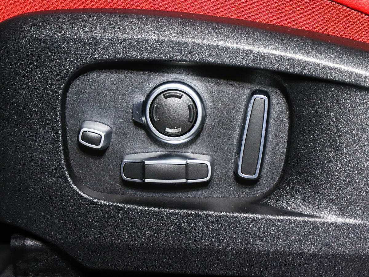 Jaguar F-Pace с пробегом — 2021 год. Фото: #24