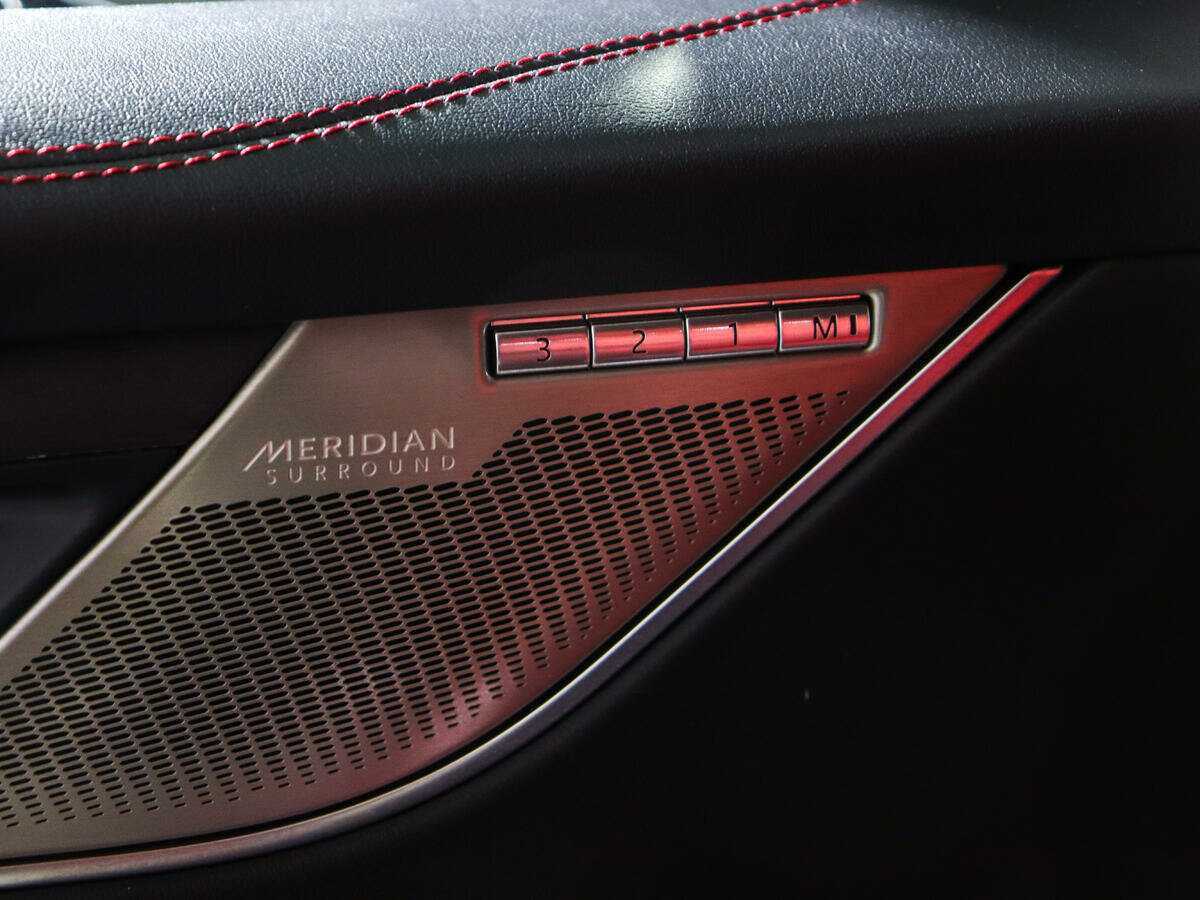 Jaguar F-Pace с пробегом — 2021 год. Фото: #25