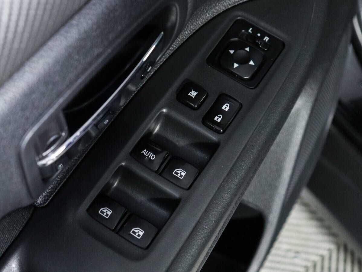 Mitsubishi Outlander с пробегом — 2016 год. Фото: #14