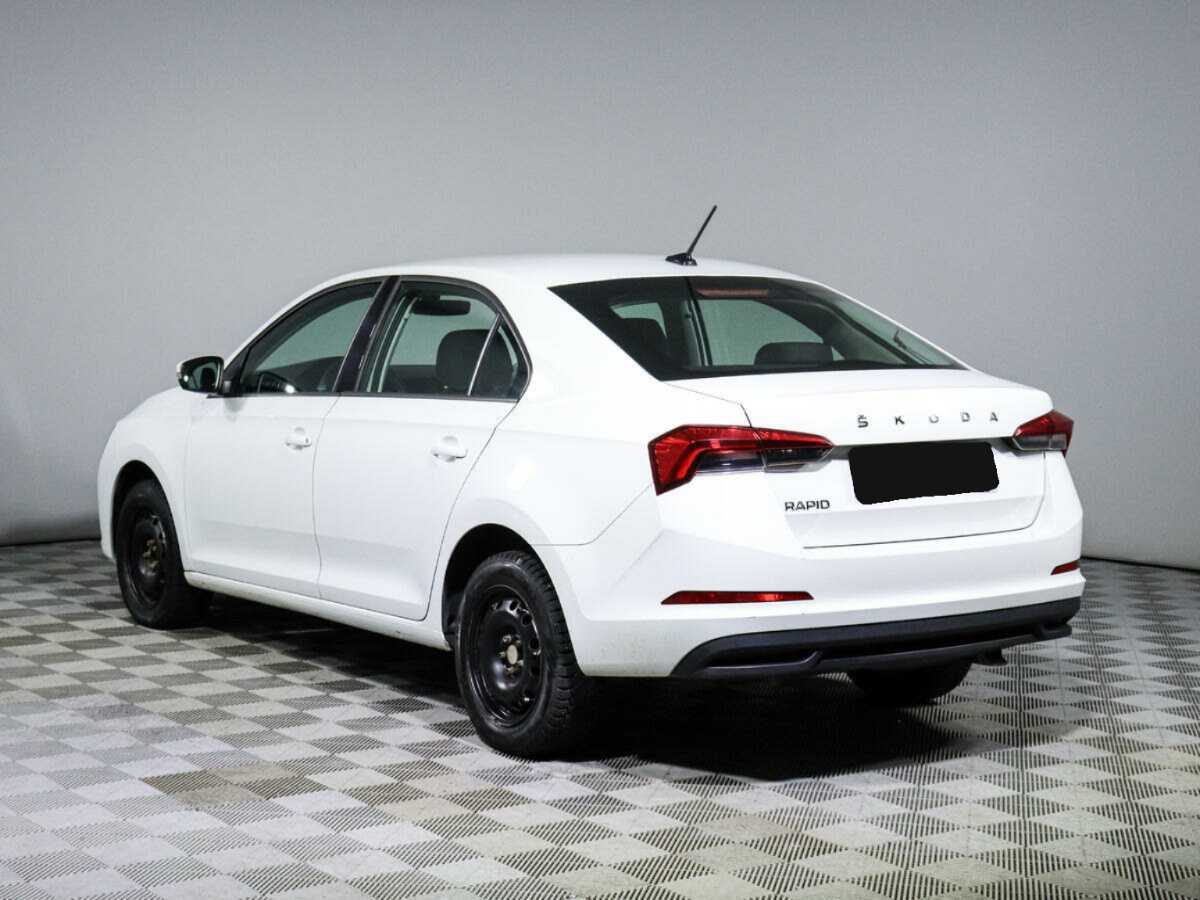 Skoda Rapid с пробегом — 2020 год. Фото: #6