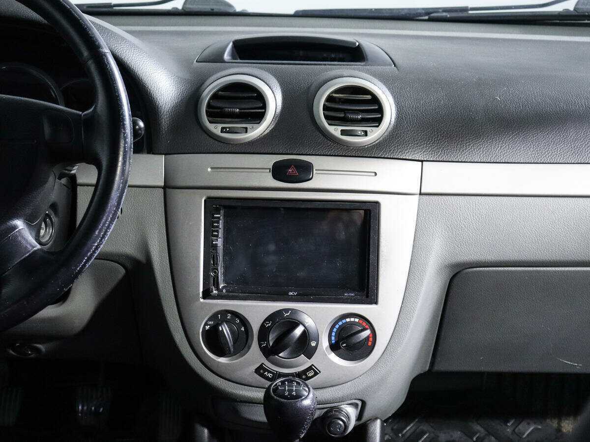 Chevrolet Lacetti с пробегом — 2011 год. Фото: #10