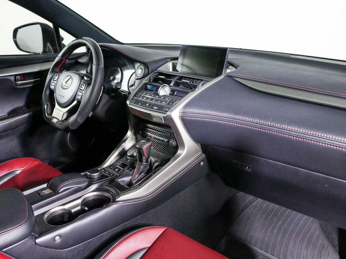 Lexus NX с пробегом — 2015 год. Фото: #6