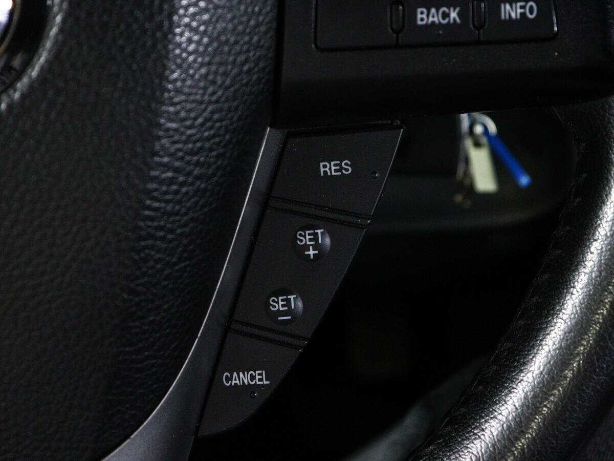 Mazda CX-7 с пробегом — 2011 год. Фото: #16