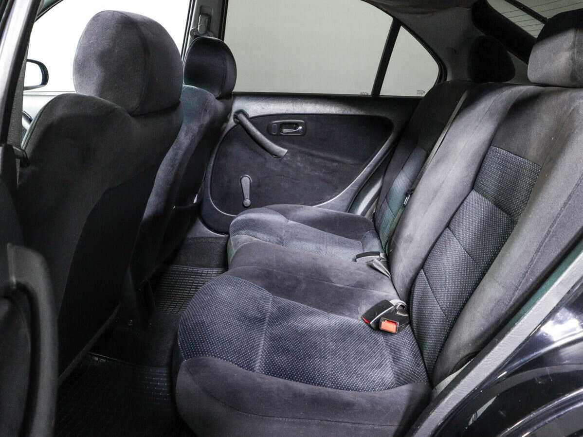 Honda Civic с пробегом — 2000 год. Фото: #9