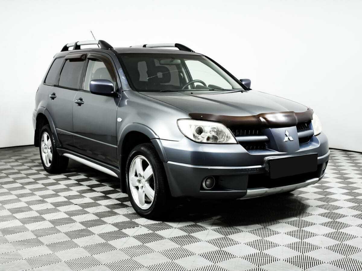 Mitsubishi Outlander с пробегом — 2007 год. Фото: #2