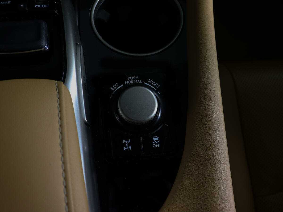 Lexus RX с пробегом — 2018 год. Фото: #20