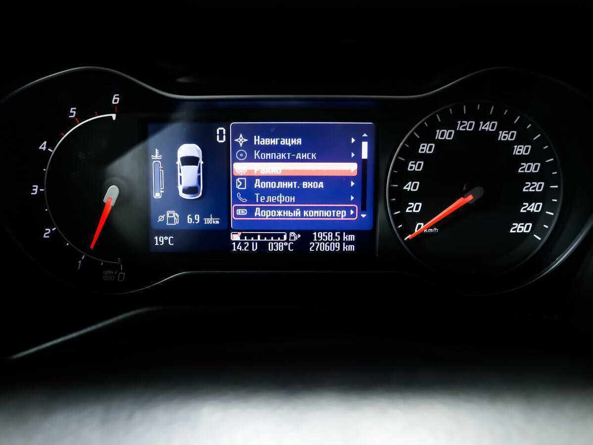 Ford Mondeo с пробегом — 2011 год. Фото: #9