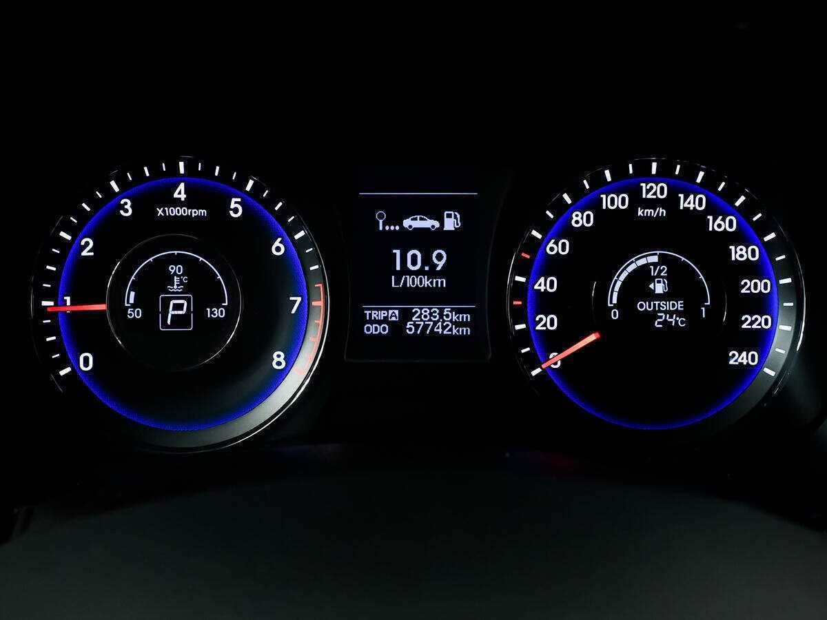 Hyundai i40 с пробегом — 2013 год. Фото: #7