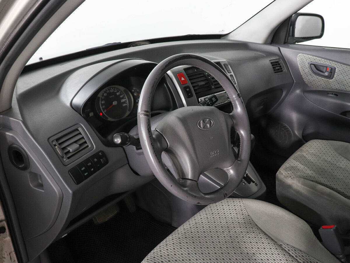 Hyundai Tucson с пробегом — 2004 год. Фото: #8