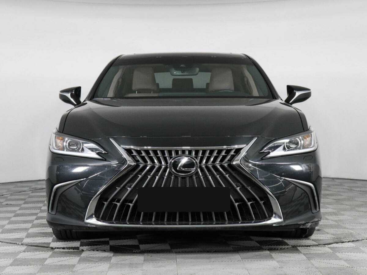 Lexus ES с пробегом — 2022 год. Фото: #1