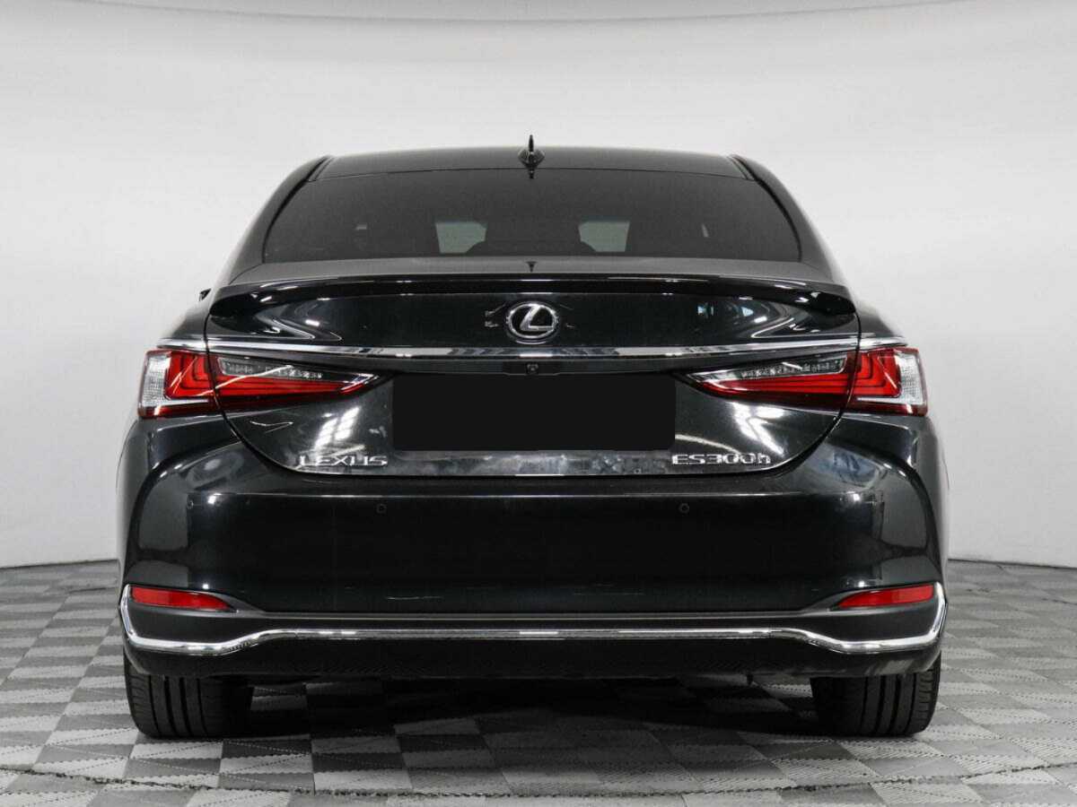 Lexus ES с пробегом — 2022 год. Фото: #5