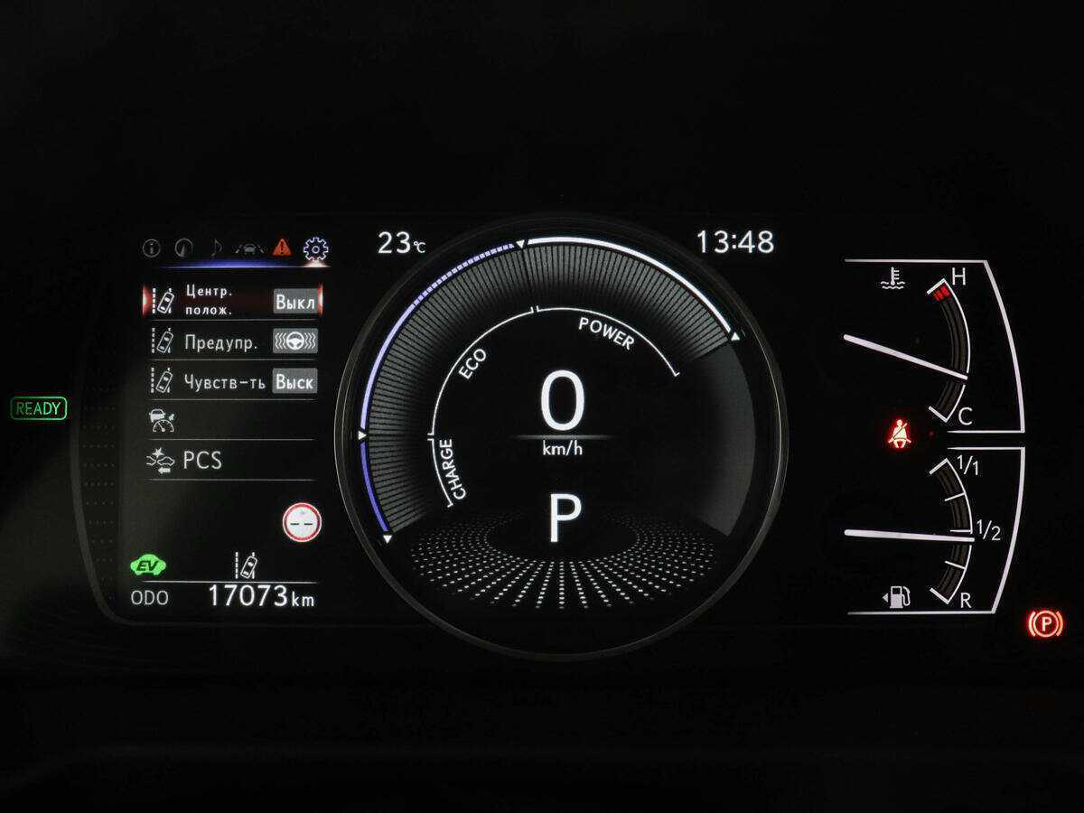 Lexus ES с пробегом — 2022 год. Фото: #9