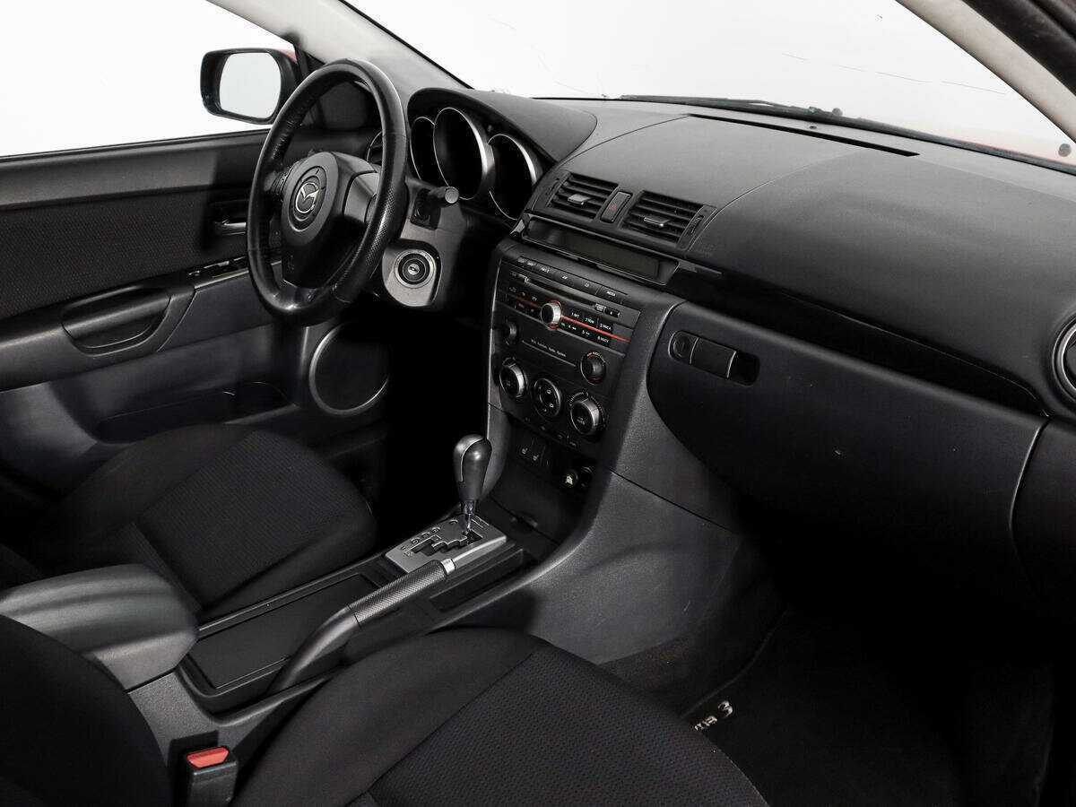 Mazda 3 с пробегом — 2007 год. Фото: #10