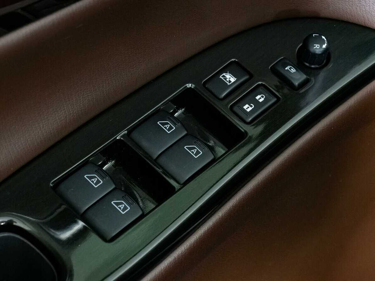 Infiniti QX50 с пробегом — 2013 год. Фото: #16