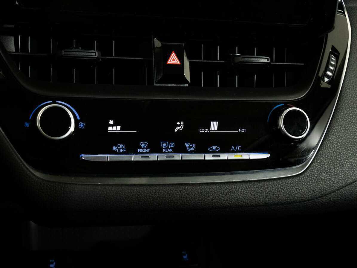 Toyota Corolla с пробегом — 2020 год. Фото: #15