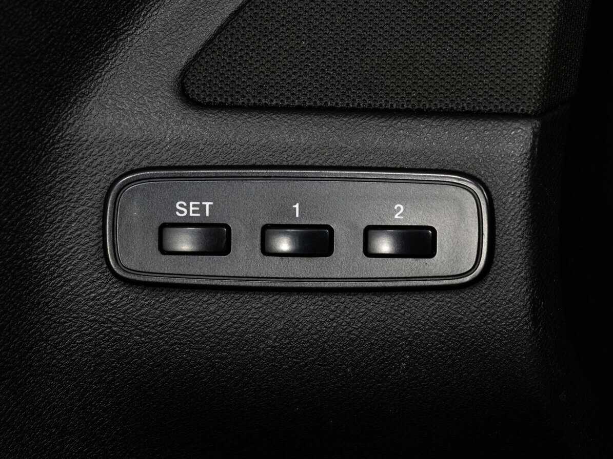 Hyundai Grandeur с пробегом — 2008 год. Фото: #10