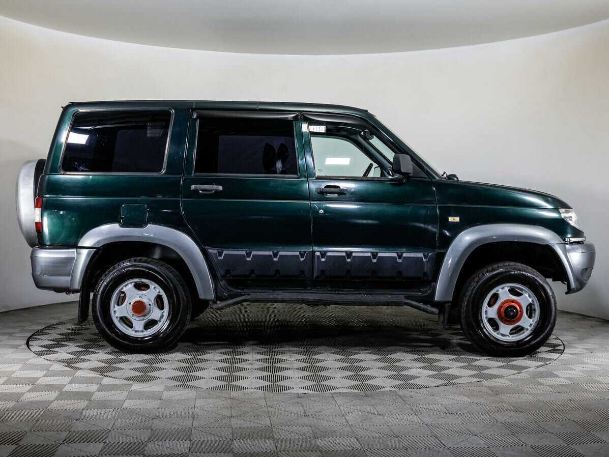 УАЗ Patriot с пробегом — 2006 год. Фото: #3