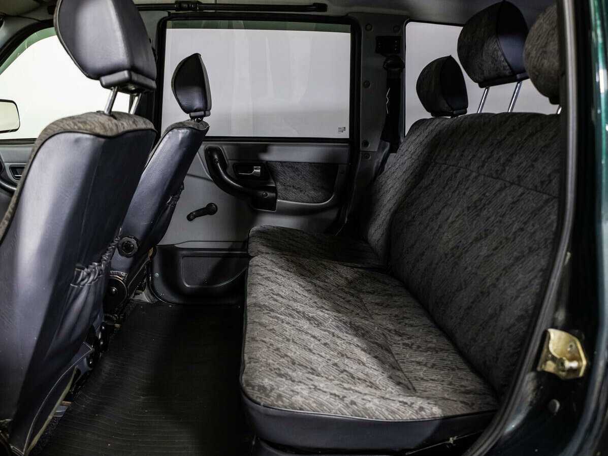 УАЗ Patriot с пробегом — 2006 год. Фото: #9