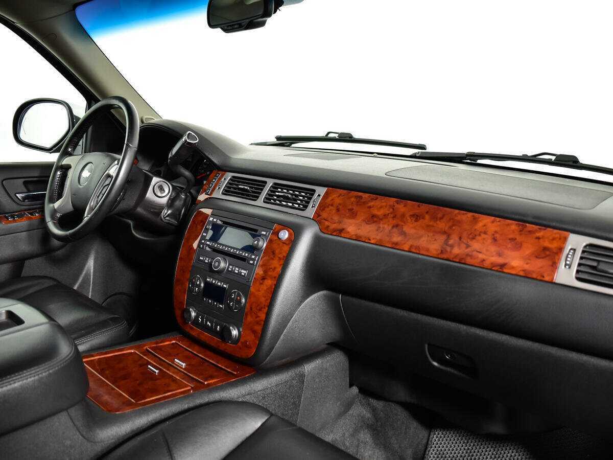 Chevrolet Tahoe с пробегом — 2012 год. Фото: #8