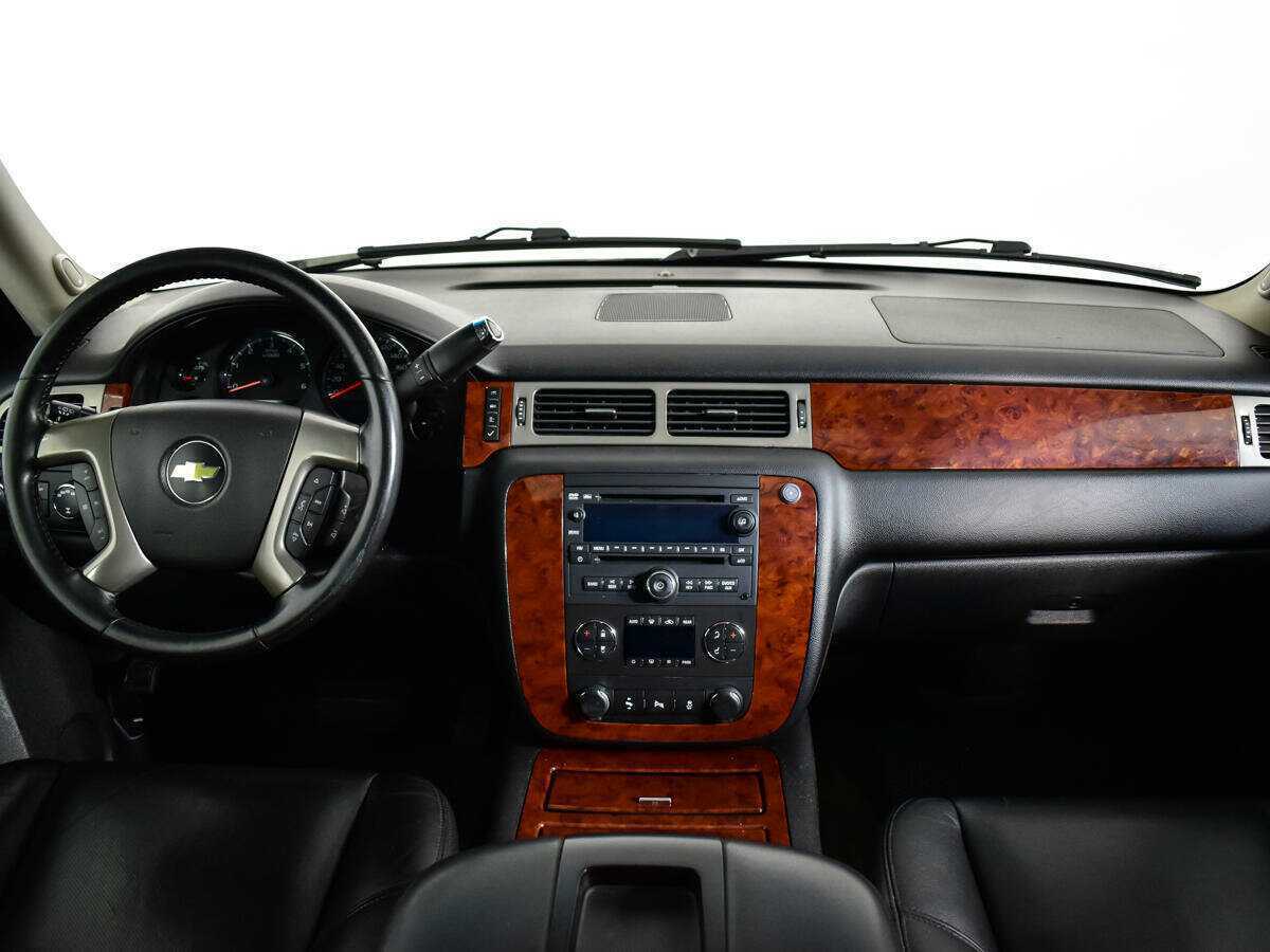 Chevrolet Tahoe с пробегом — 2012 год. Фото: #11