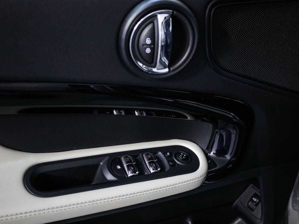 Mini Countryman с пробегом — 2018 год. Фото: #13