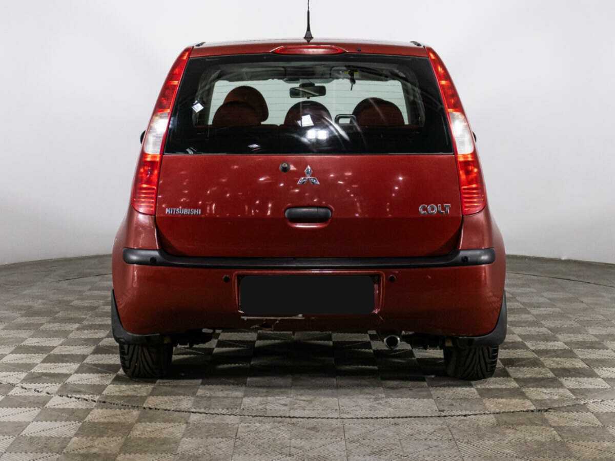 Mitsubishi Colt с пробегом — 2008 год. Фото: #5