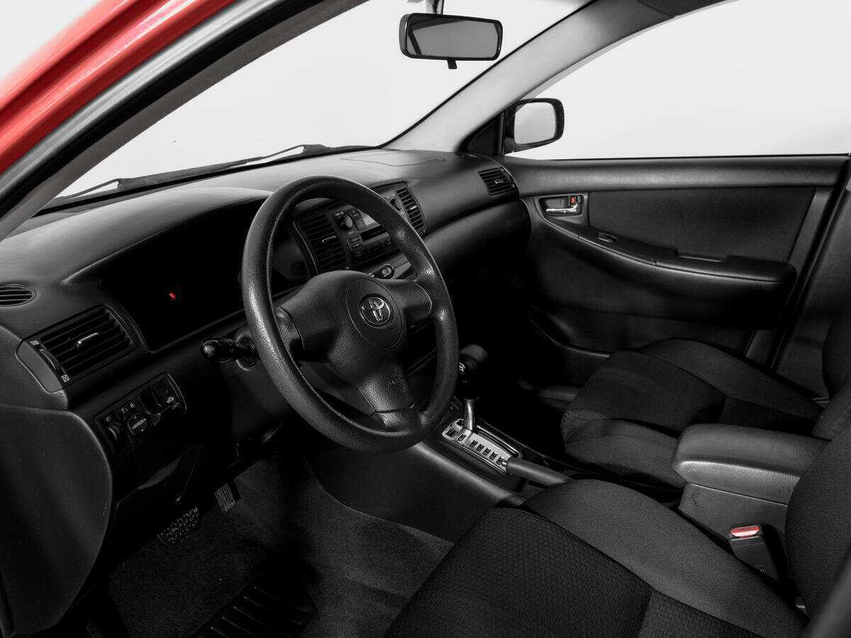 Toyota Corolla с пробегом — 2004 год. Фото: #14