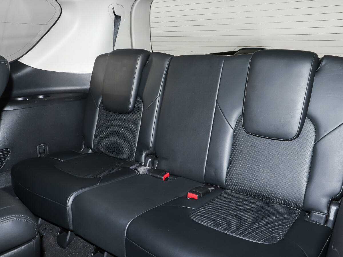 Infiniti QX80 с пробегом — 2013 год. Фото: #11