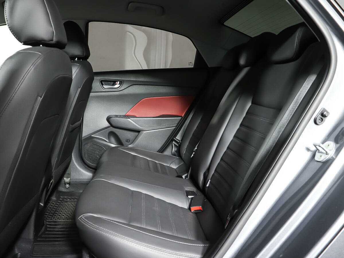 Hyundai Solaris с пробегом — 2020 год. Фото: #9