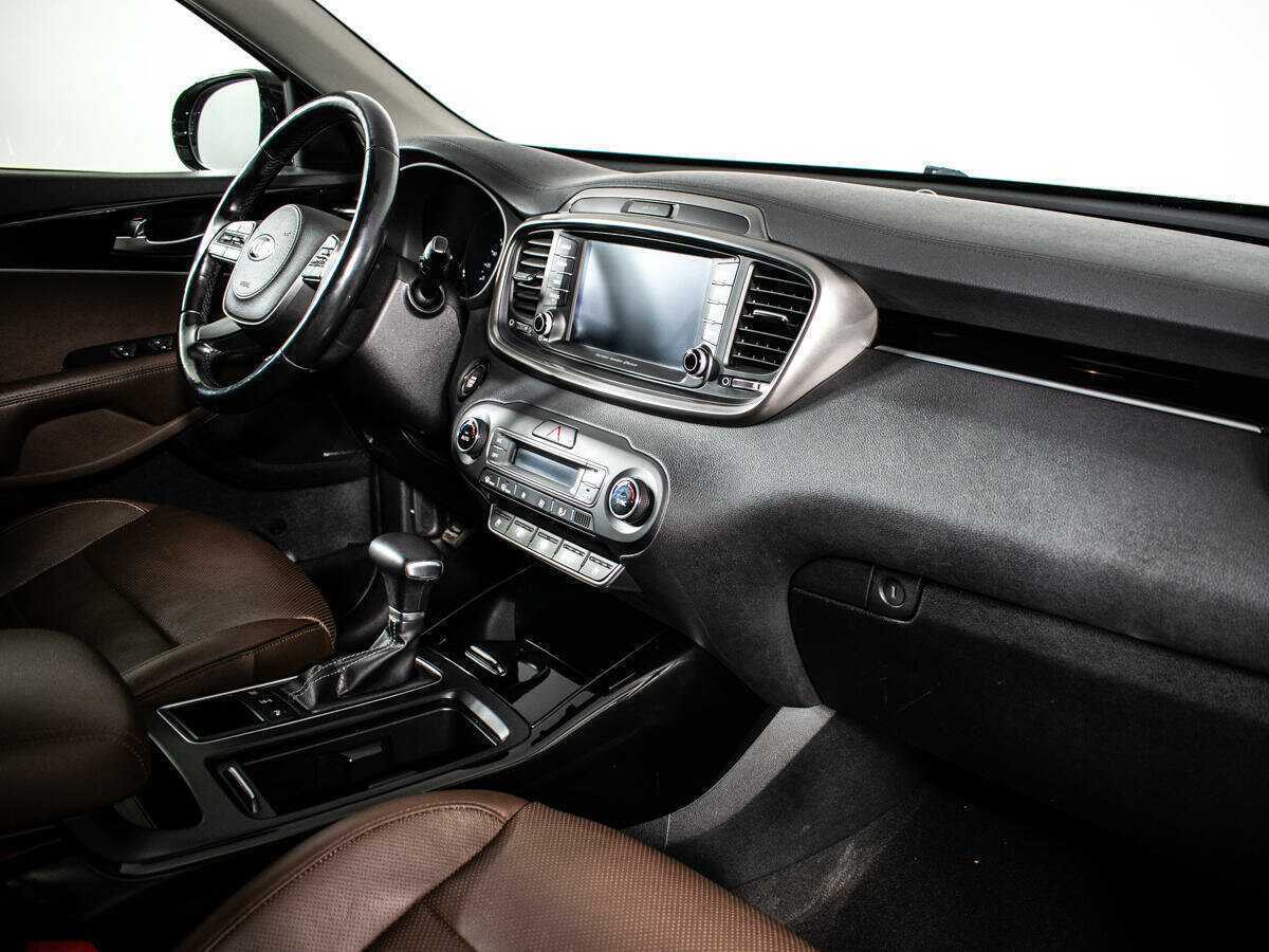 Kia Sorento с пробегом — 2018 год. Фото: #8