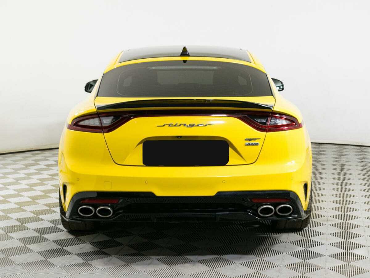 Kia Stinger с пробегом — 2018 год. Фото: #4