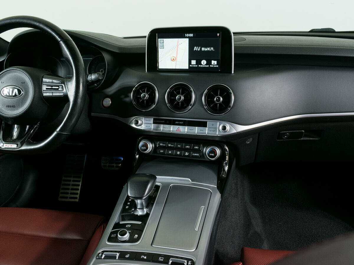 Kia Stinger с пробегом — 2018 год. Фото: #7