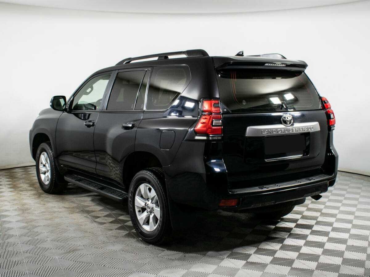 Toyota Land Cruiser Prado с пробегом — 2018 год. Фото: #6