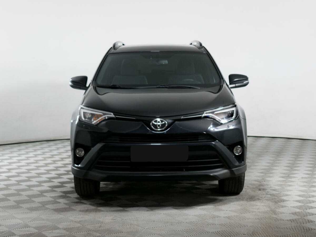 Toyota RAV4 с пробегом — 2019 год. Фото: #1