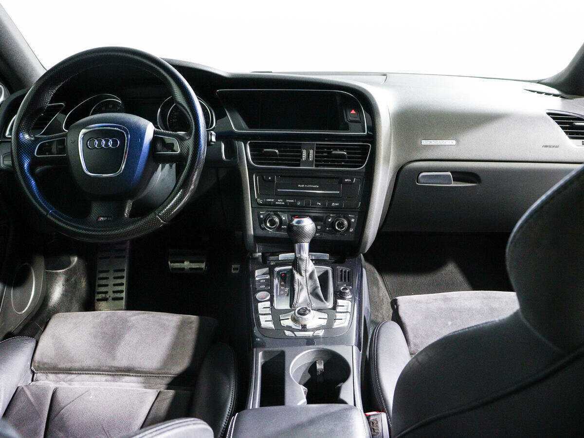 Audi RS 5 с пробегом — 2011 год. Фото: #11