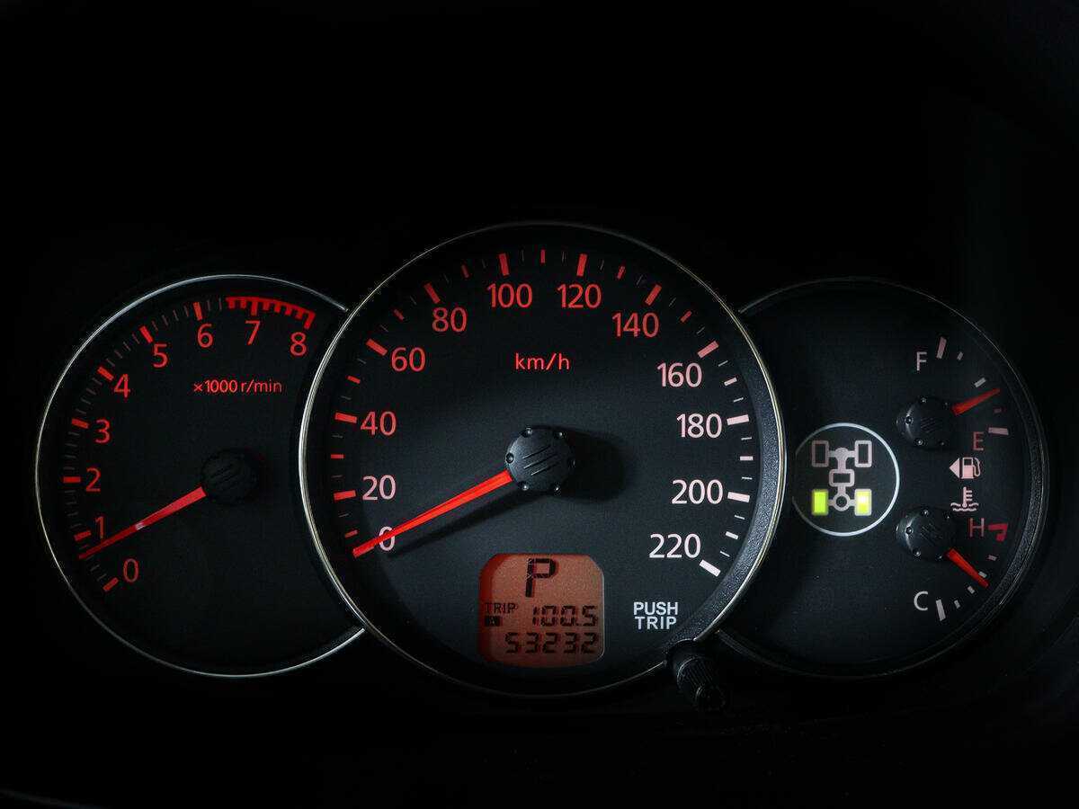 Mitsubishi Pajero Sport с пробегом — 2012 год. Фото: #7