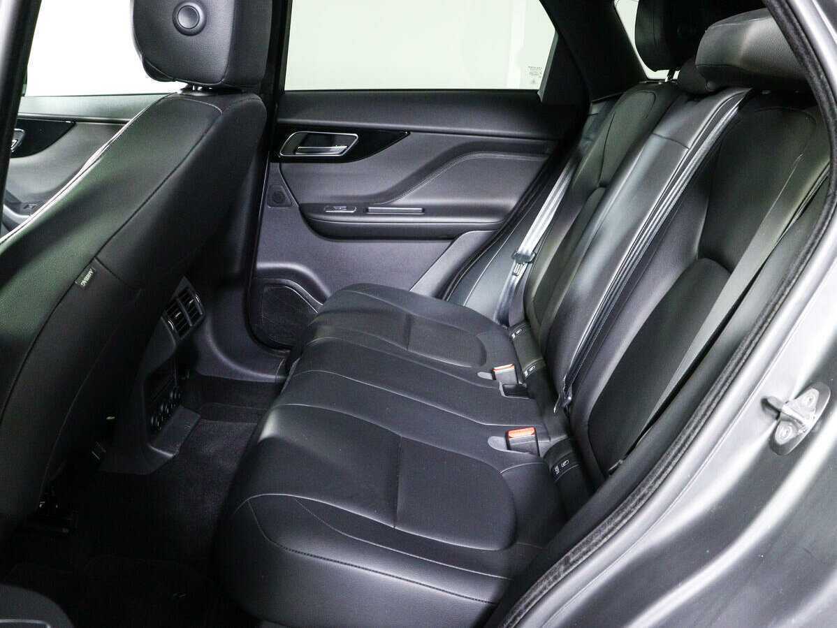 Jaguar F-Pace с пробегом — 2020 год. Фото: #7