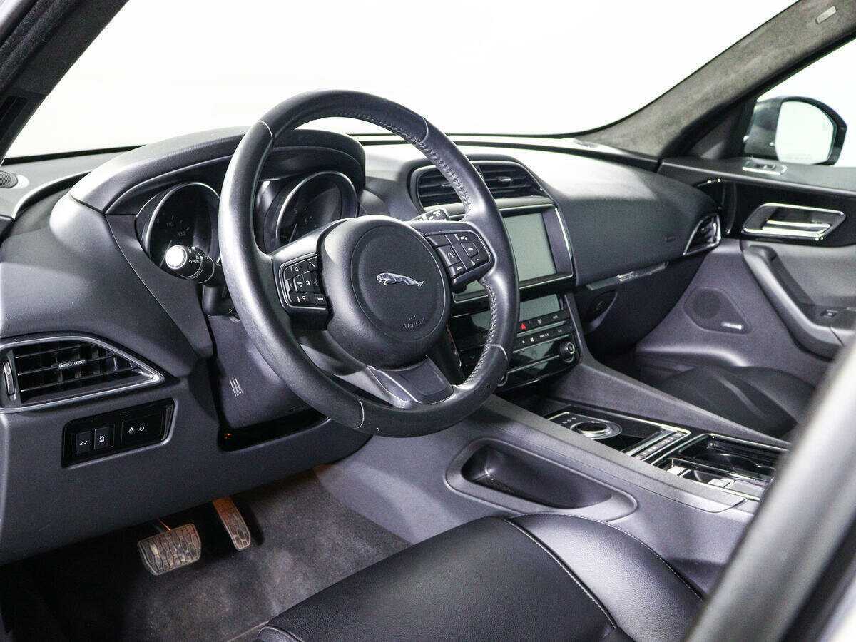 Jaguar F-Pace с пробегом — 2020 год. Фото: #11