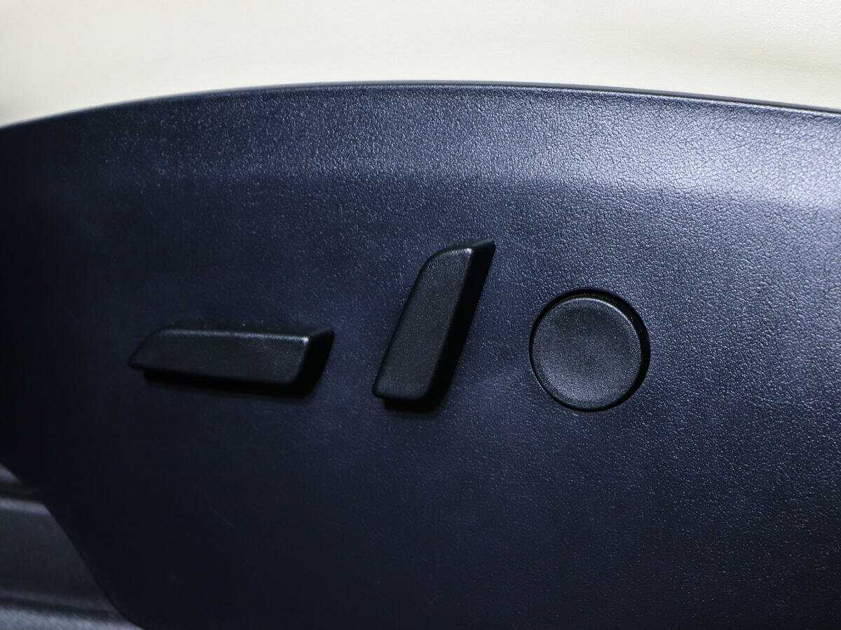 Tesla Model X с пробегом — 2019 год. Фото: #21