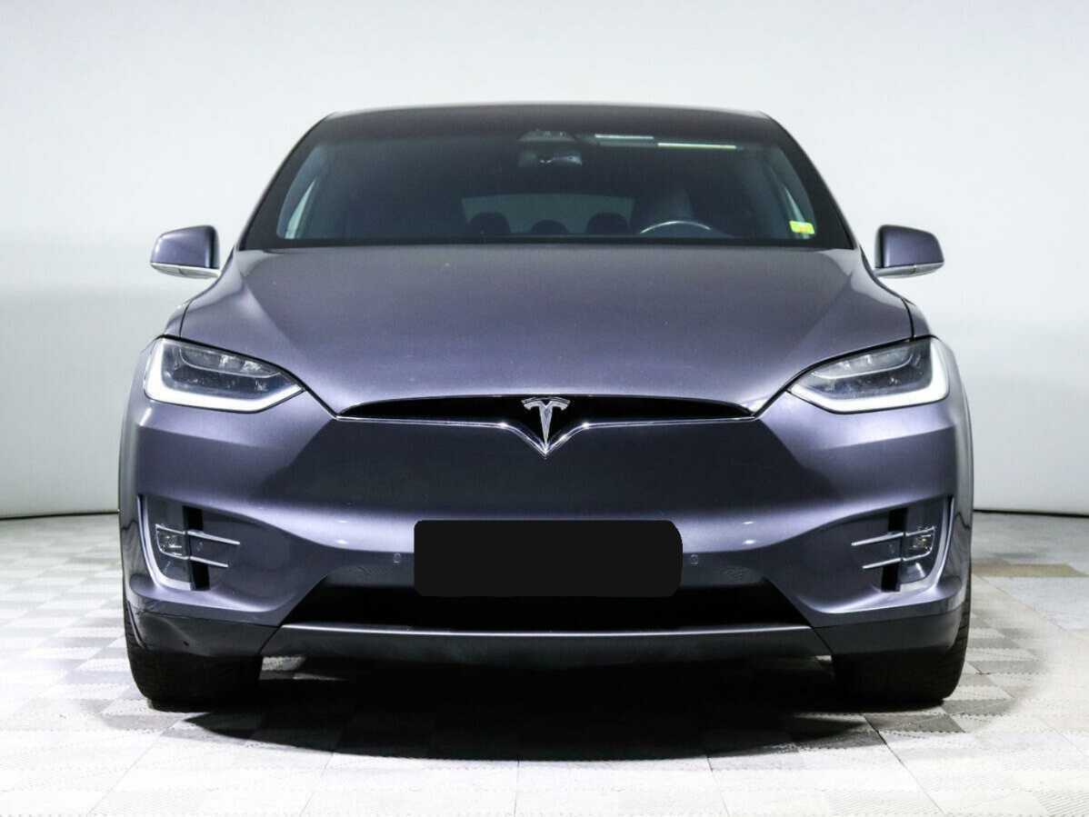 Tesla Model X с пробегом — 2018 год. Фото: #1