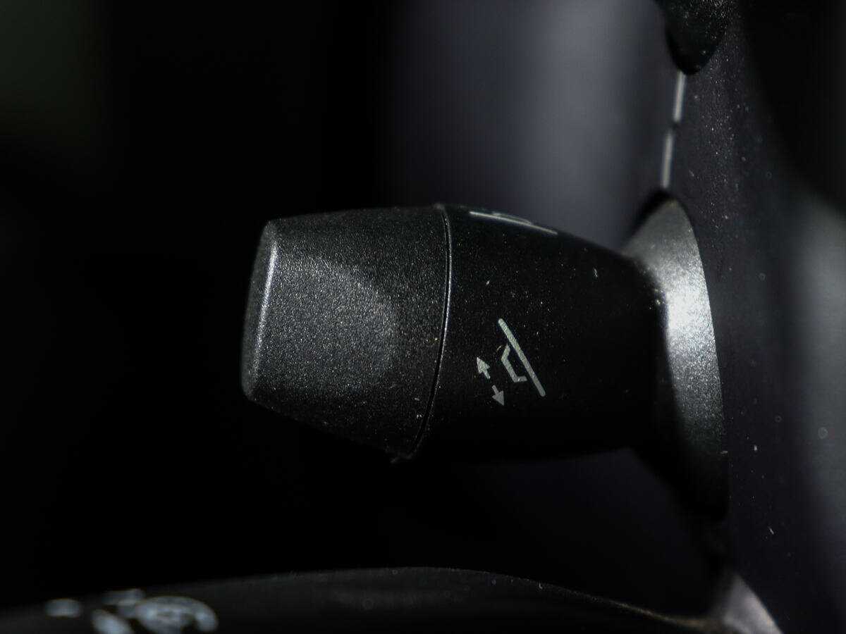 Tesla Model X с пробегом — 2020 год. Фото: #21