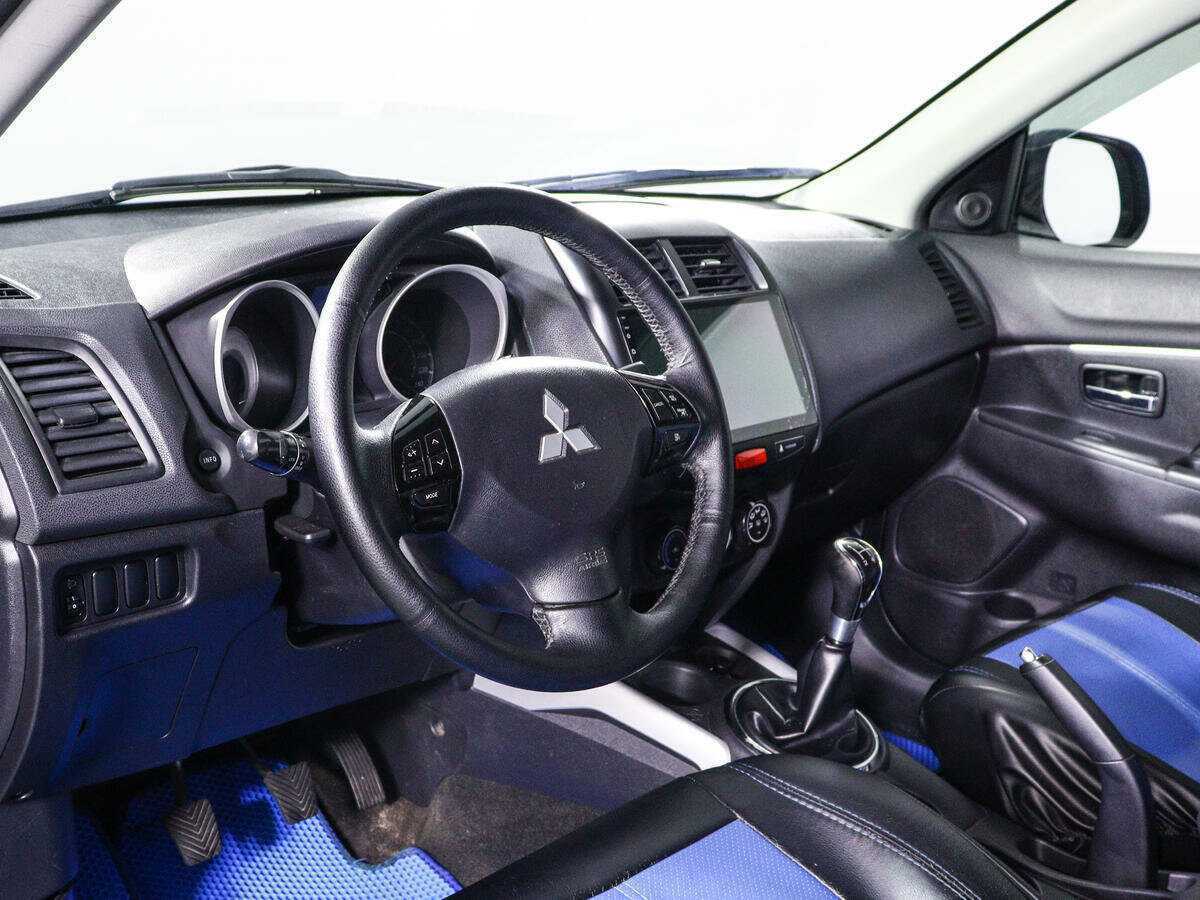 Mitsubishi ASX с пробегом — 2011 год. Фото: #11
