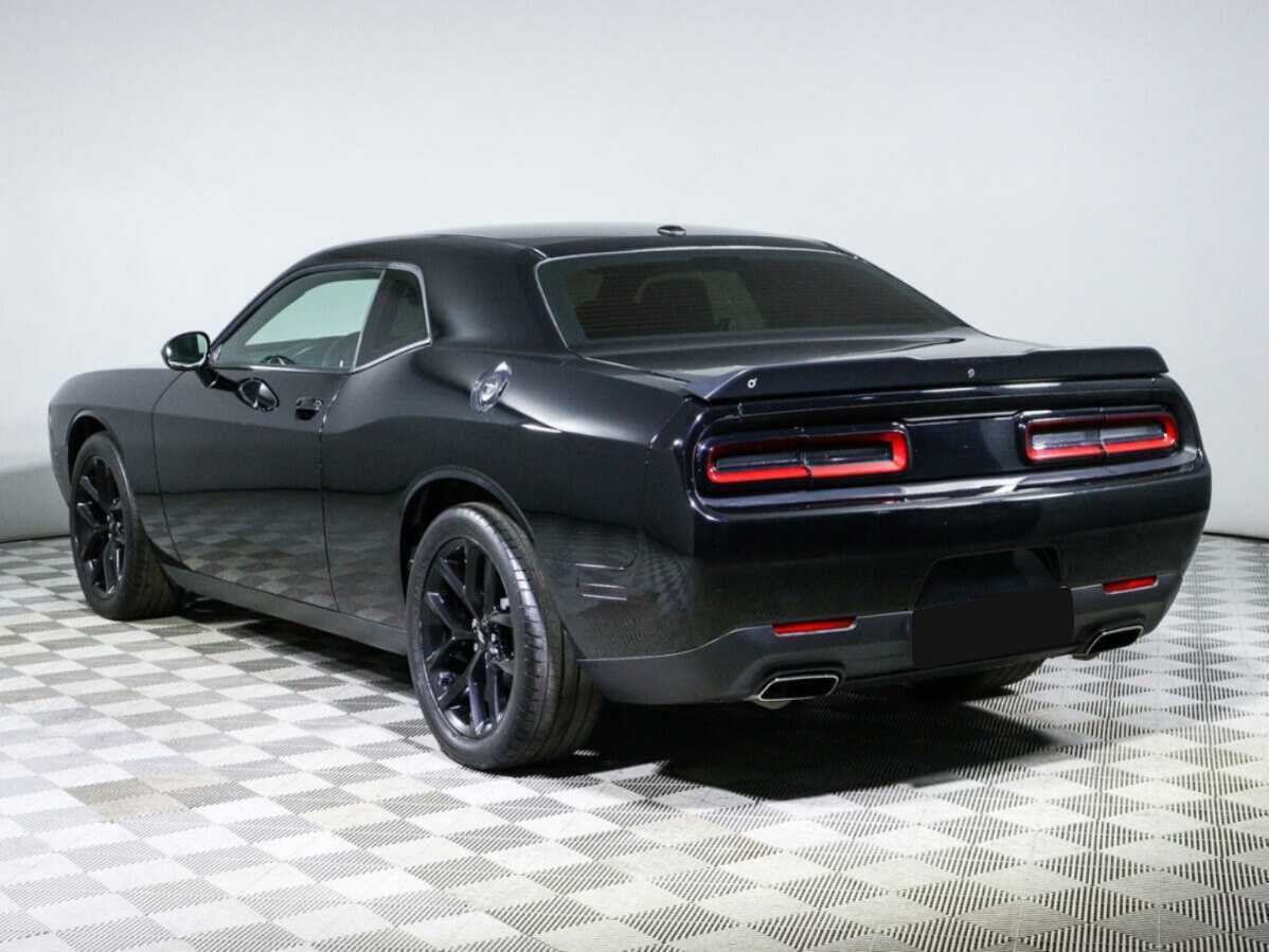 Dodge Challenger с пробегом — 2018 год. Фото: #6