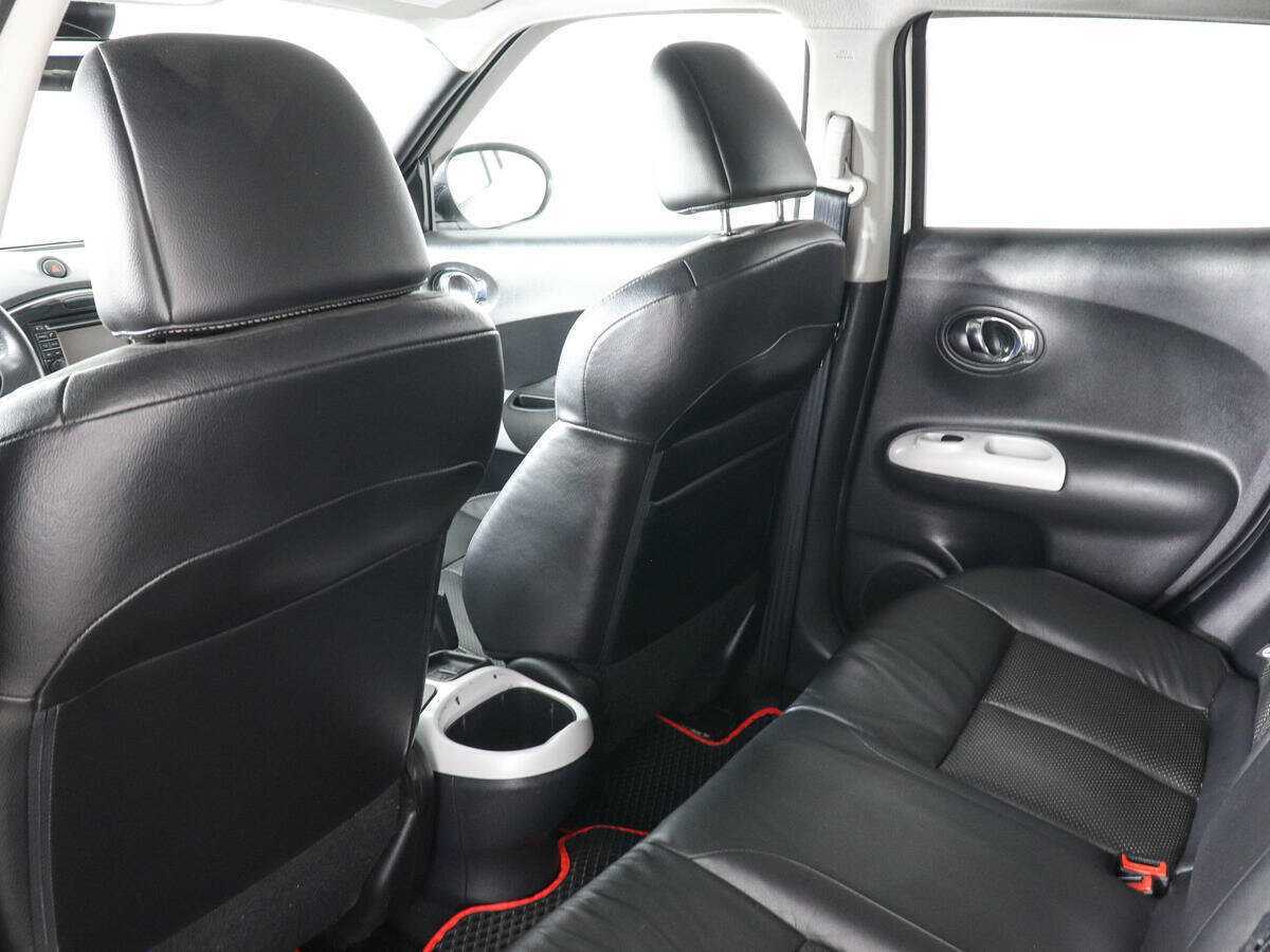 Nissan Juke с пробегом — 2012 год. Фото: #11