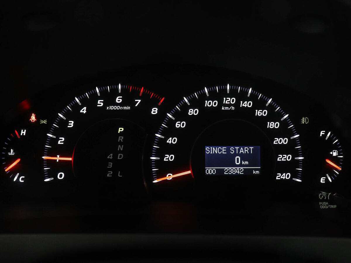 Toyota Camry с пробегом — 2006 год. Фото: #10